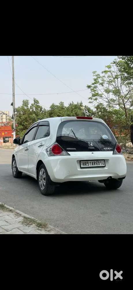 Honda Brio 2012 Petrol Well Maintained
