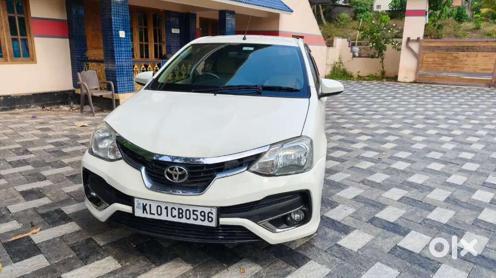 Maruti Suzuki Swift Dzire Zdi 2015