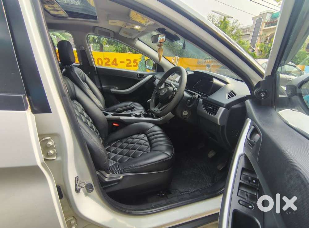Tata Nexon 1.2 Revotron Xm (s), 2022, Petrol