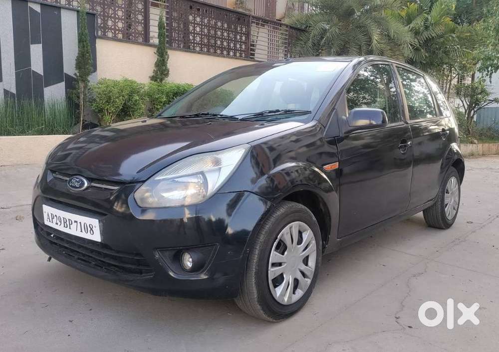 Ford Figo 2010-2012 Diesel Zxi, 2011, Diesel