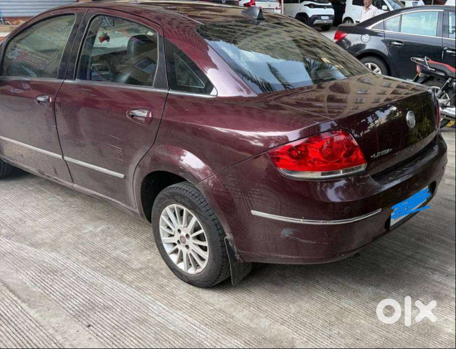 Well Maintained Car Single Handed Use