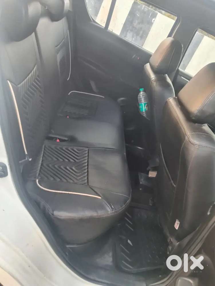 Maruti Suzuki Swift 2017 Petrol 79000 Km Driven