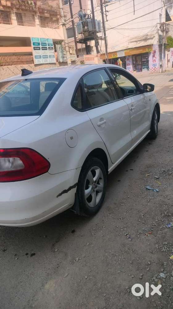 Skoda Rapid 2014 Diesel 83000 Km Driven