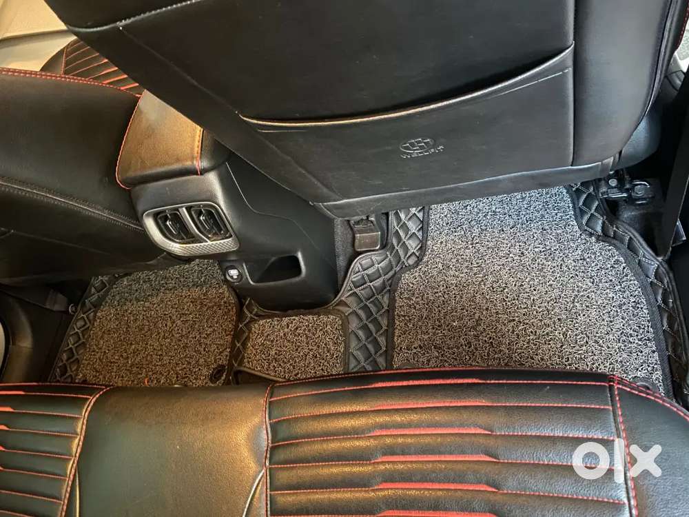 Kia Sonet 1.0 Htk Imt Turbo L2022 Dual Tone