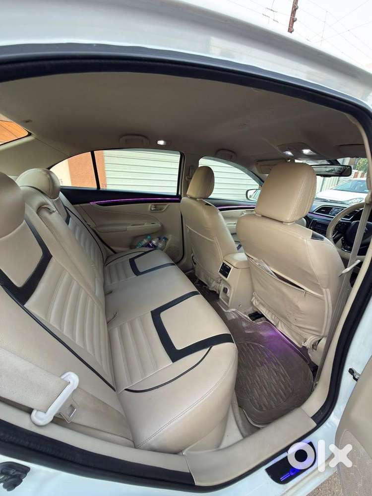 Ciaz Zxi .