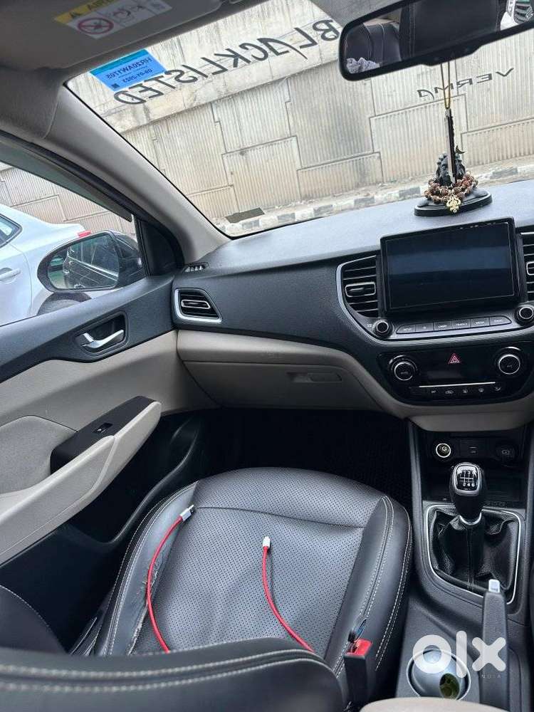 Hyundai Verna, 2023, Petrol
