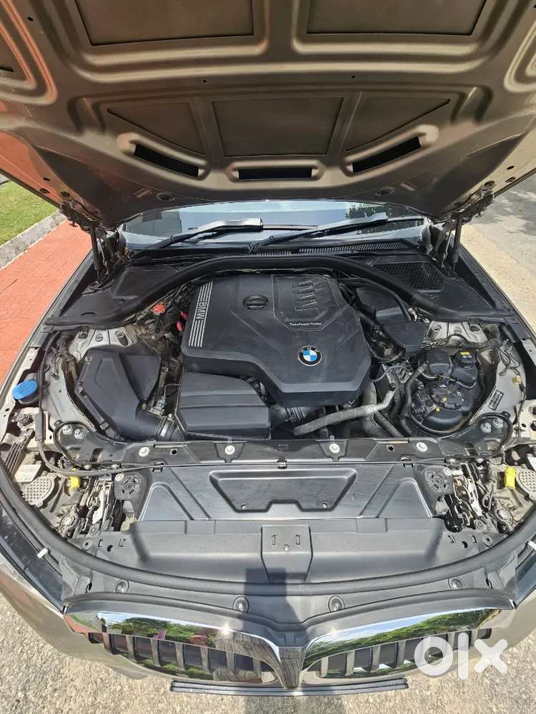 Newcondition Bmw 330 Li 2022 Petrol (all Service/repair Done From Bmw)