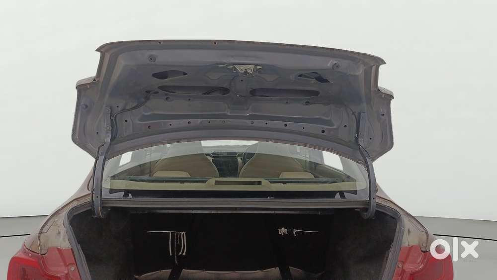 Maruti Suzuki Swift Dzire 1.2 Lxi Bsiv, 2018, Petrol