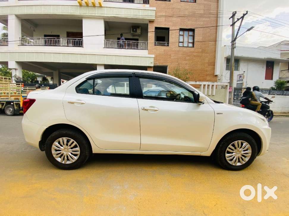 Maruti Suzuki Swift Dzire Amt Vdi, 2018, Diesel