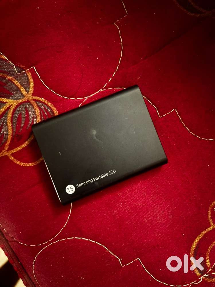 samsung T7 1 TB SSD