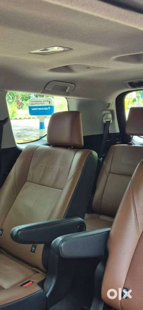 Toyota Innova Crysta 2.8z Automatic, 2019, Diesel