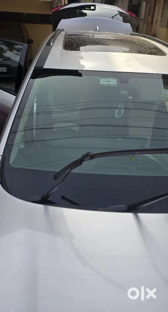 Mahindra Xuv700 2023 Petrol 17000 Km Driven