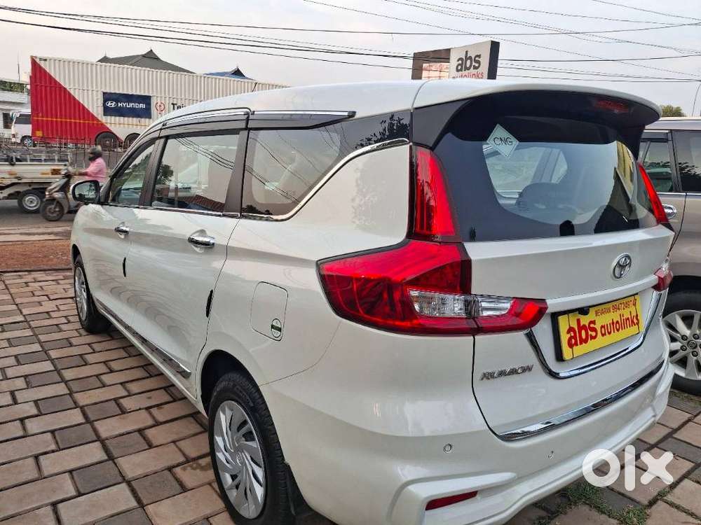 Toyota Rumion S Cng, 2026, Cng & Hybrids