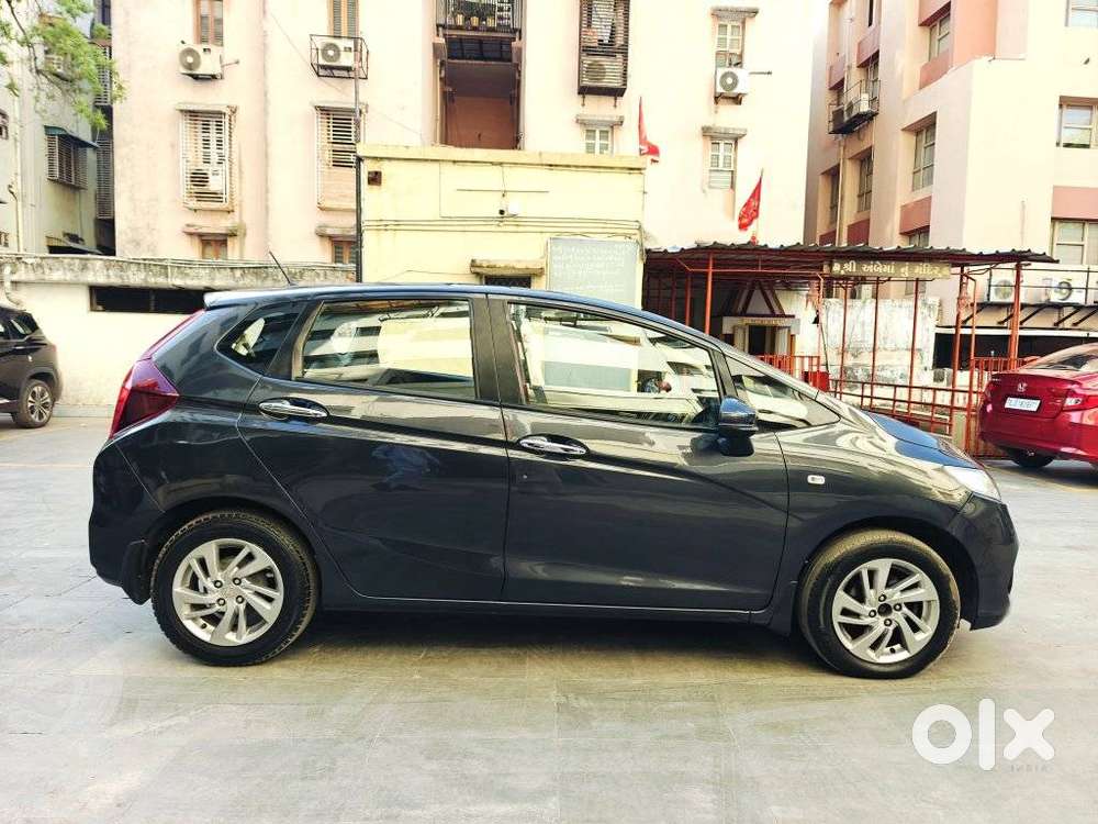 Honda Jazz [2020-2023] 1.2 Vx I-vtec Mt, 2022, Petrol