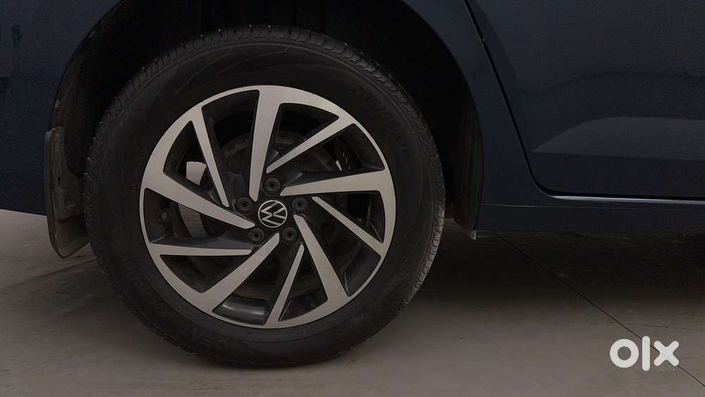 Volkswagen Virtus 1.0 Topline Tsi At, 2023, Petrol