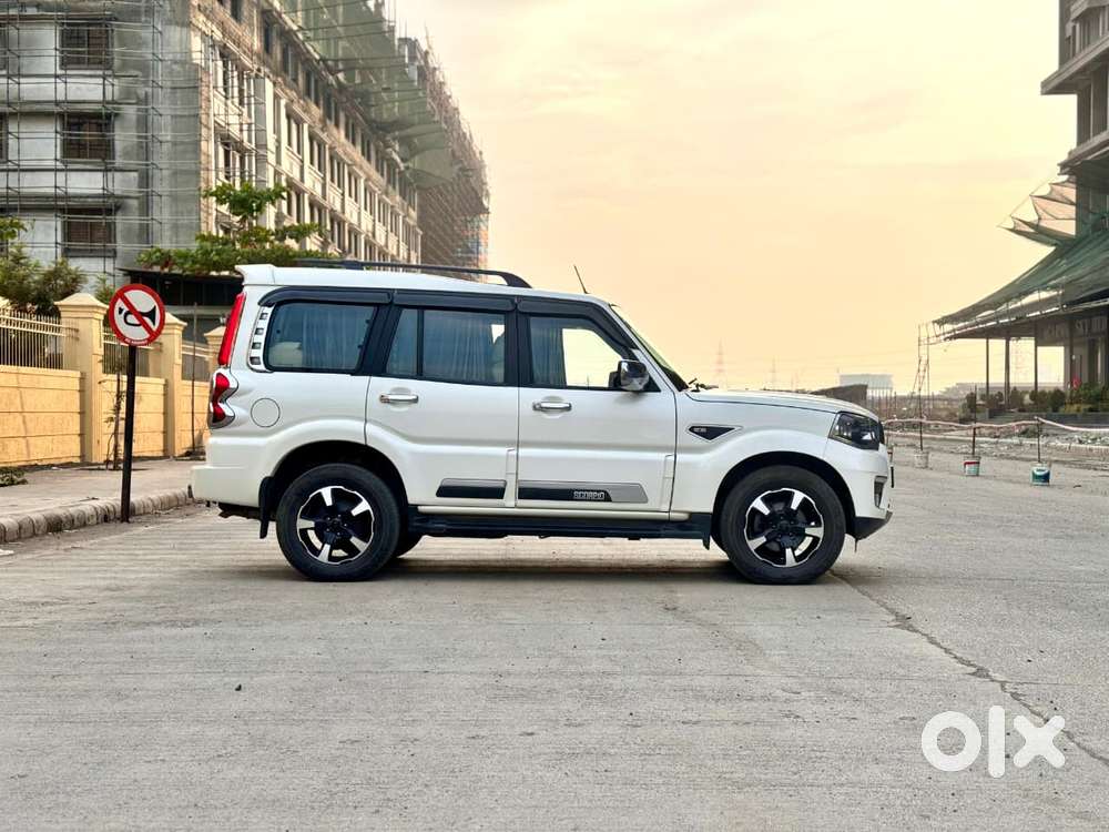 Mahindra Scorpio Classic 2.2 S 11 Mt 7 Str, 2022, Diesel
