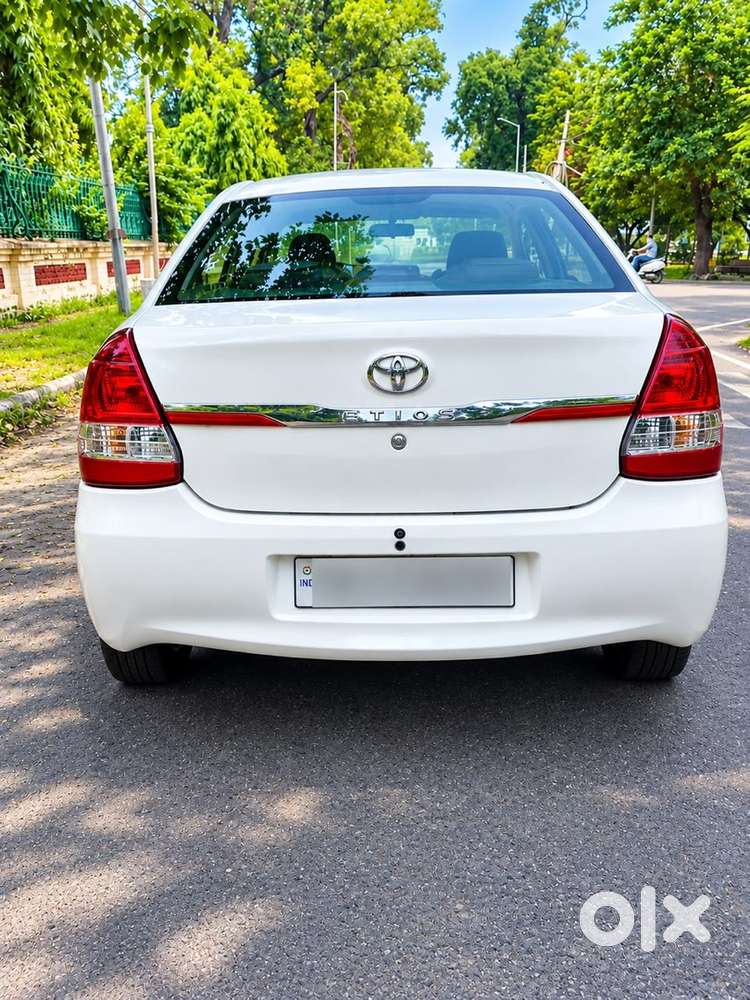 Homely Used Well Maintained Excellent Condition Zero Defect.