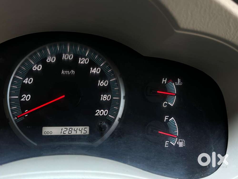 Toyota Innova 2.5 Zx 7 Str Bs-iv, 2013, Diesel