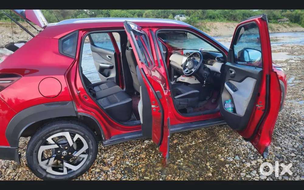 Nissan Magnite 1.0 Xv 2022 Petrol