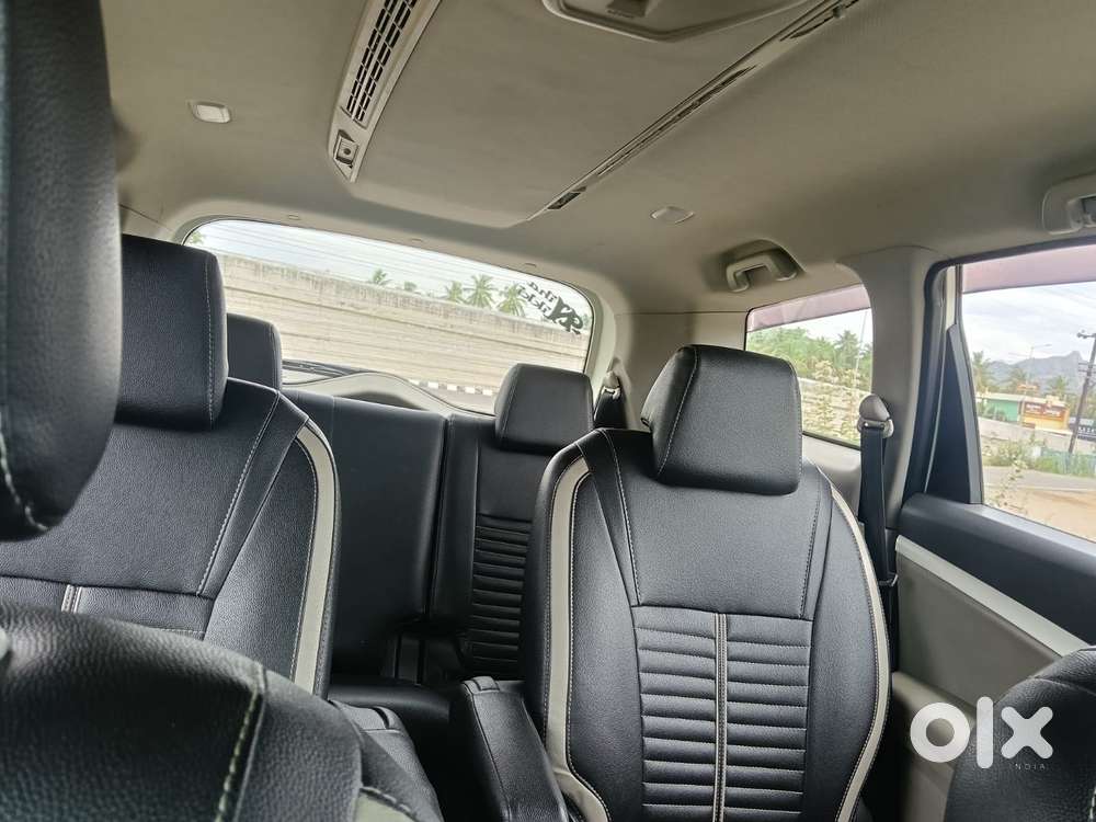 Mahindra Marazzo M6, 2019, Diesel
