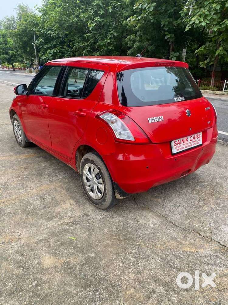 Maruti Suzuki Swift 1.3 Vxi, 2015, Petrol
