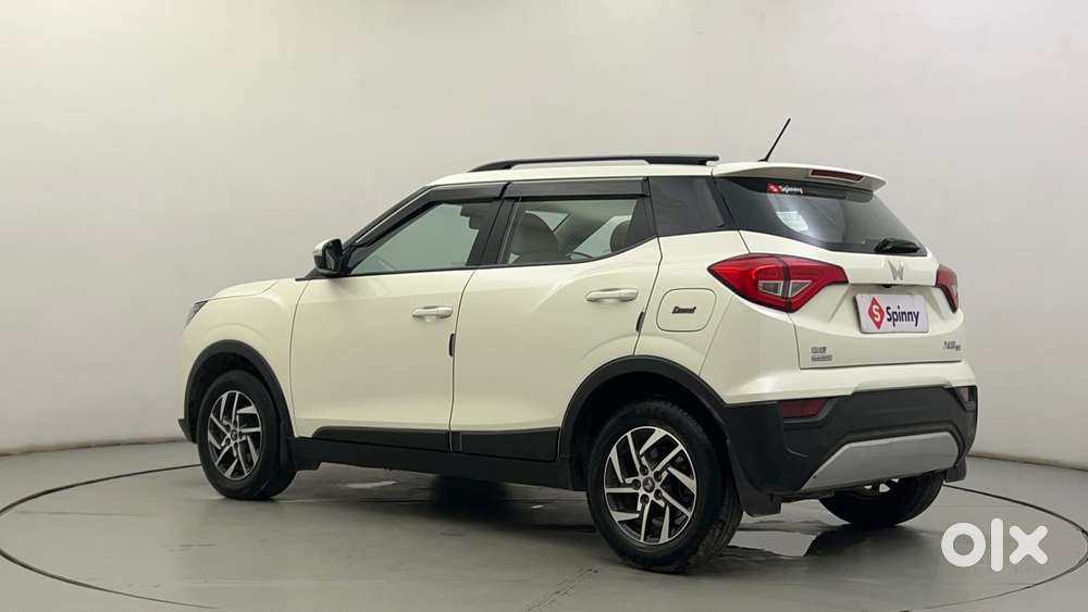Mahindra Xuv300 W8 (o) 1.5 Diesel Amt, 2023, Diesel