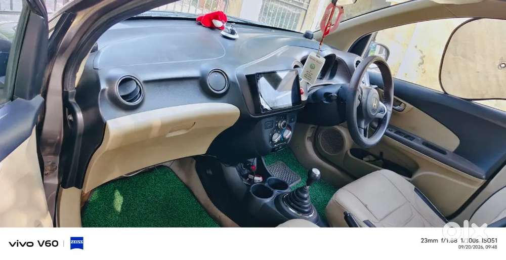 Honda Brio Petrol Mt 2013