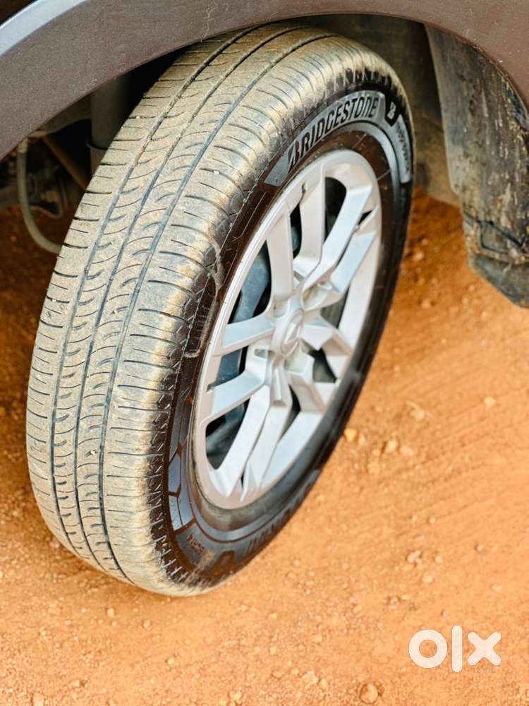 Renault Triber 2024 Petrol Well Maintained