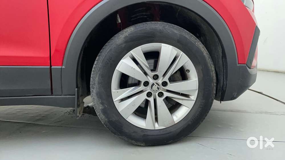 Skoda Kushaq Ambition 1.0l Tsi Mt, 2023, Petrol