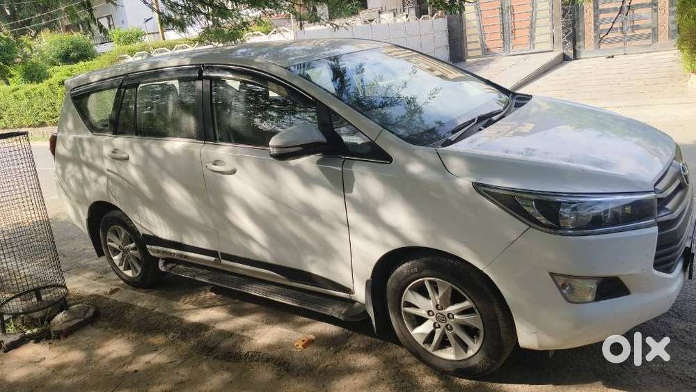 Toyota Innova Crysta 2.4 G Mt, 2016, Diesel