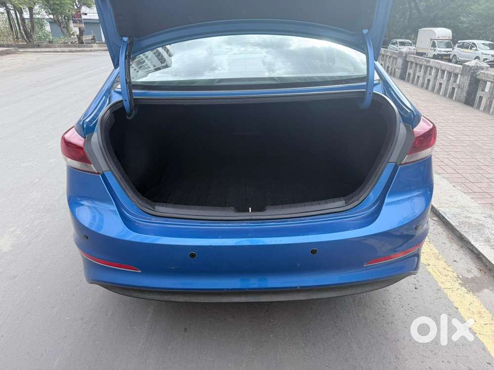 Hyundai Elantra 2.0 S, 2017, Petrol