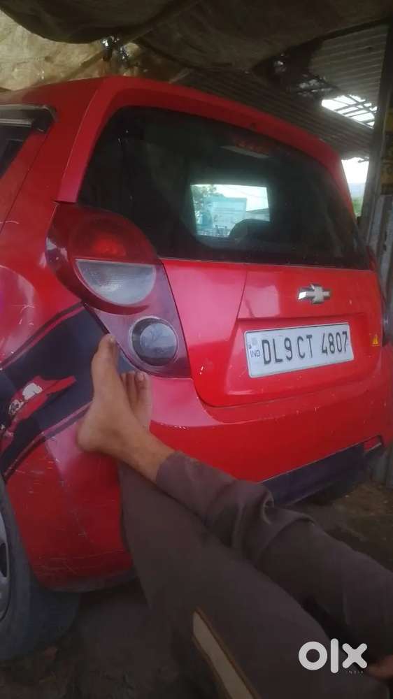 Chevrolet Beat 2011 Petrol 900000 Km Driven