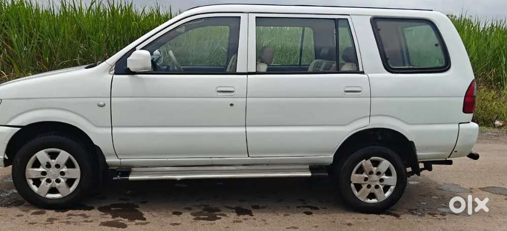 Chevrolet Tavera Neo 2016 Diesel 100000 Km Driven Good Condition