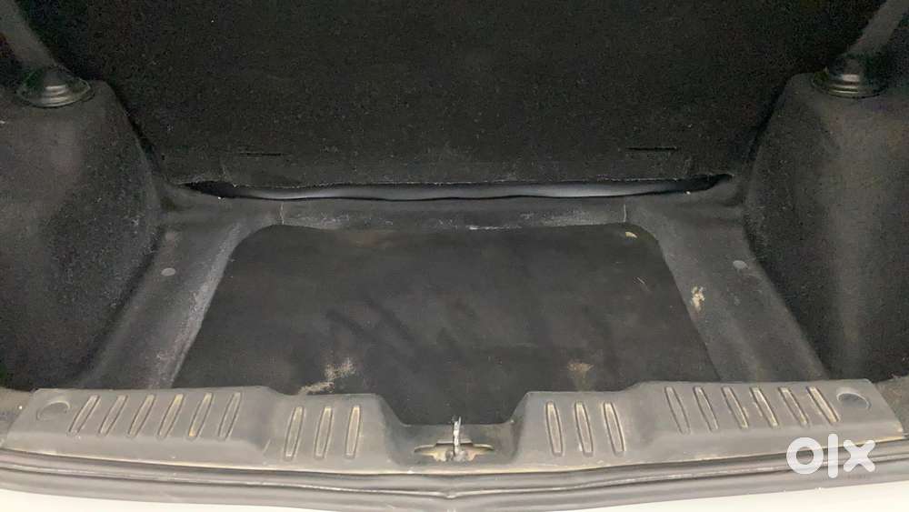 Tata Altroz 1.2 Xe, 2020, Petrol
