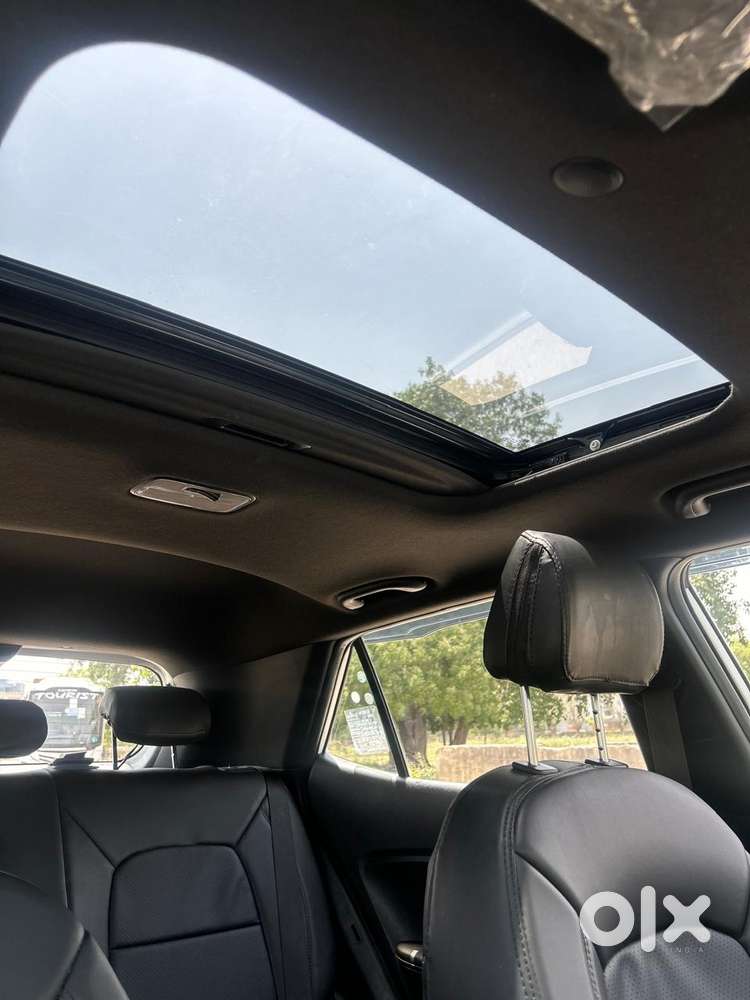 Hyundai Venue 1.0 Sx (o) Turbo Dct, 2024, Petrol