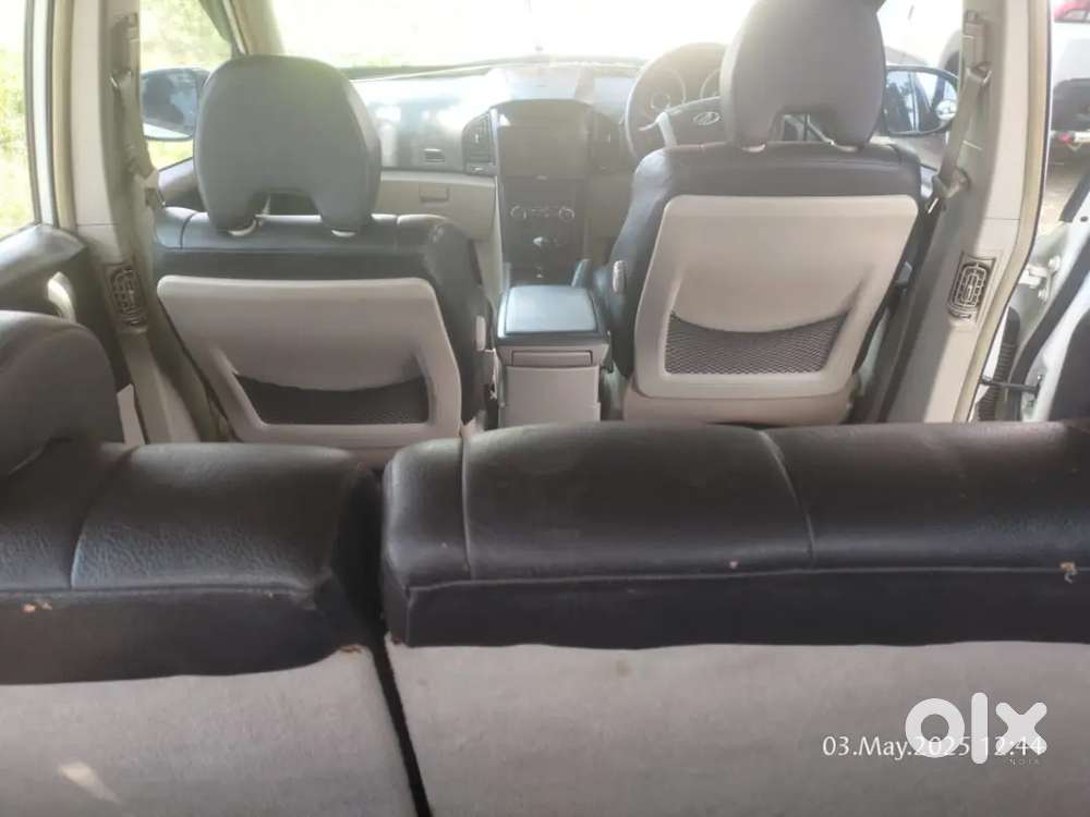 Mahindra Xuv500 2015
