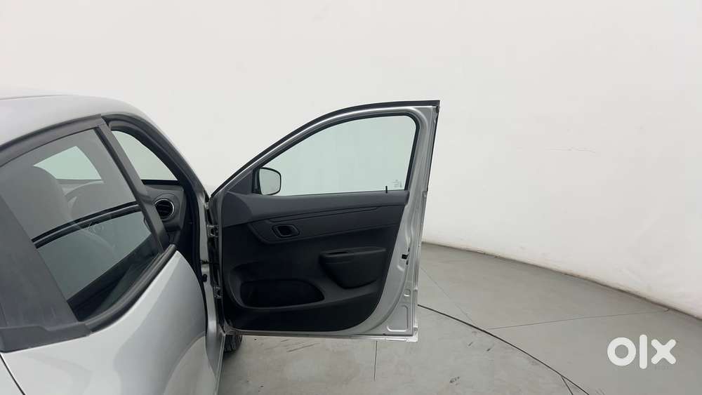 Renault Kwid 2019-ongoing 1.0 Rxt Amt (o), 2022, Petrol