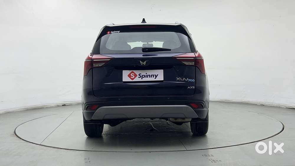 Mahindra Xuv700 2.0 Ax 5 Petrol Mt Str, 2023, Petrol