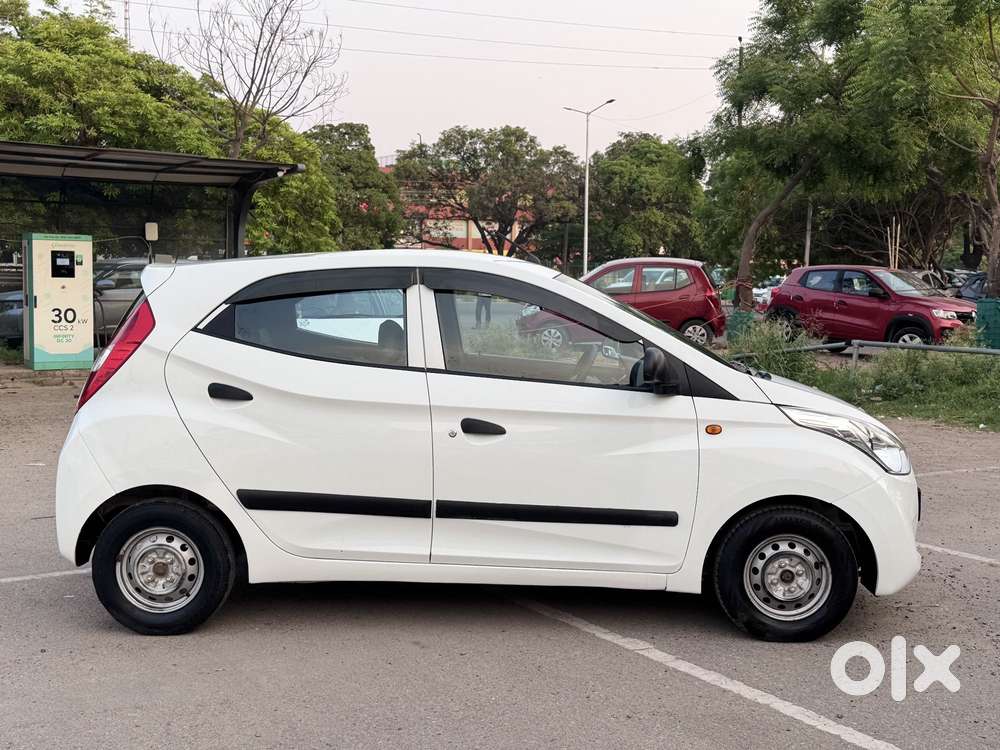 Hyundai Eon Magna Optional, 2015, Petrol