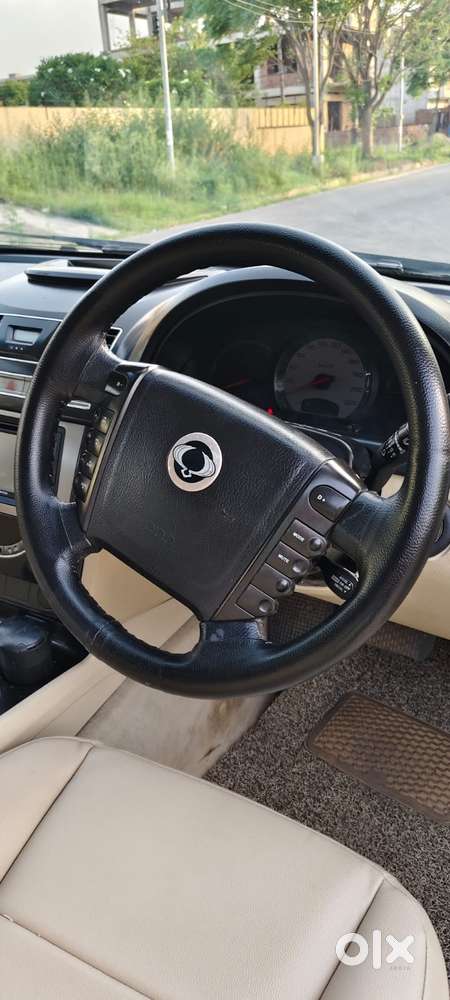 Mahindra Rexton, 2013, Diesel