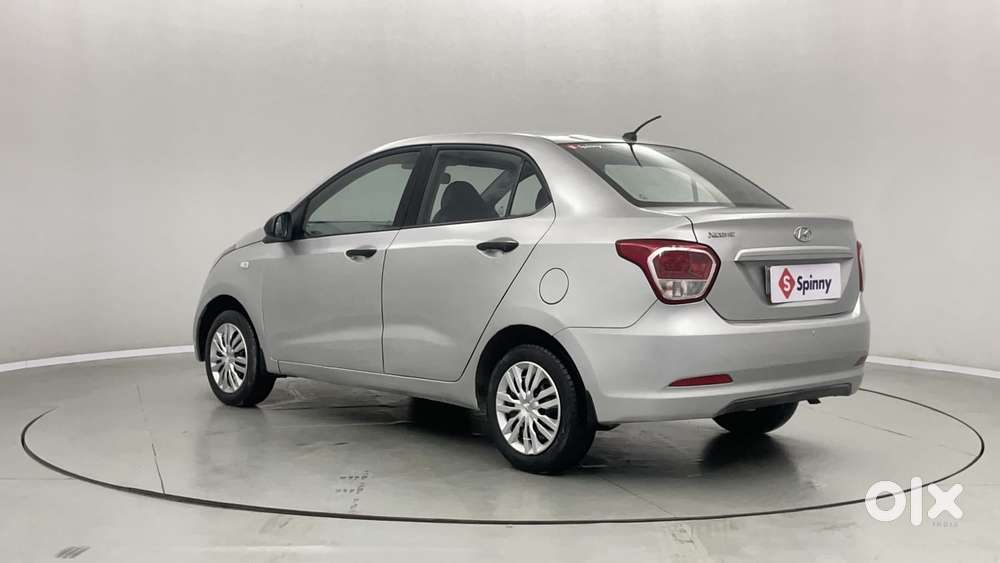 Hyundai Xcent Base 1.2, 2015, Petrol