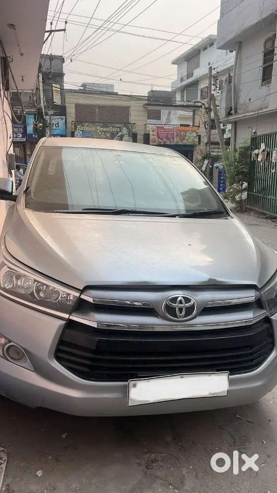Toyota Innova Crysta 2018 Diesel Well Maintained