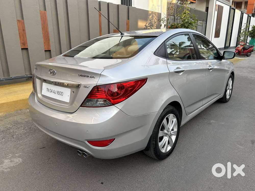 Hyundai Verna Vtvt 1.6 Sx, 2011, Petrol
