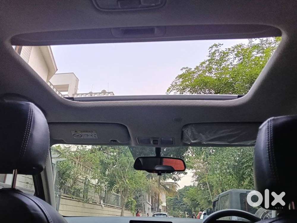 Hyundai Venue Sx (o) Mt 1.5 Diesel, 2022, Diesel