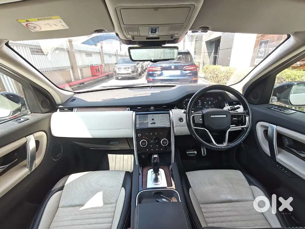 Land Rover Discovery Sport 2021