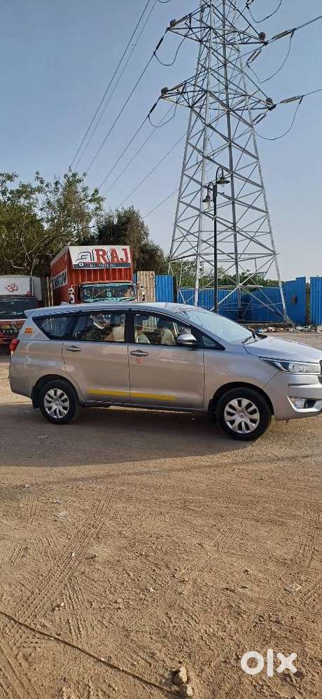 Toyota Innova Crysta 2.4 G Mt, 2025, Diesel