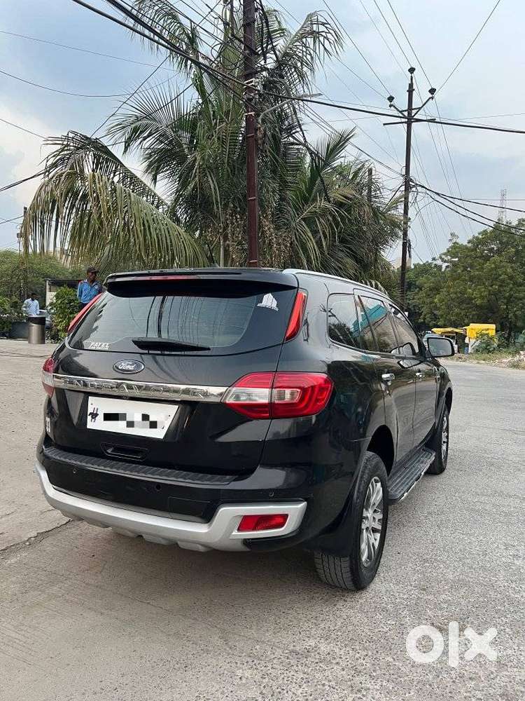 Ford Endeavour 2.2 Titanium At 4x2, 2016, Diesel