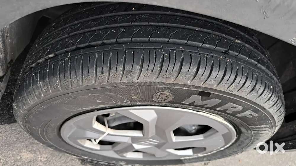 Maruti Brezza Vxi 2024