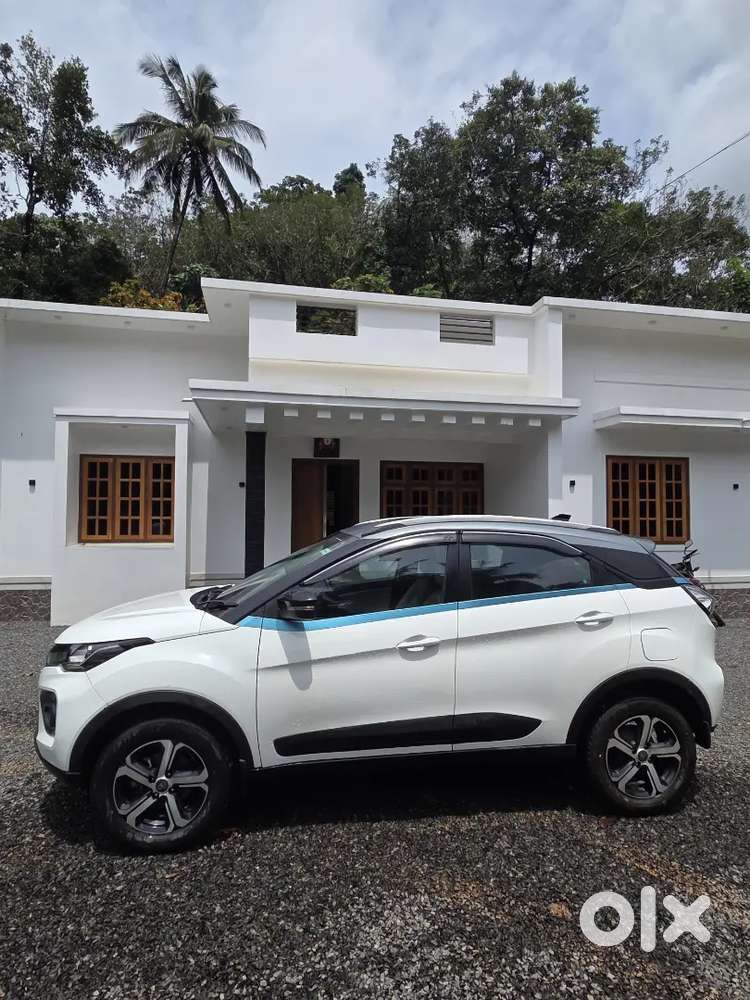 Tata Nexon Ev Ziptron