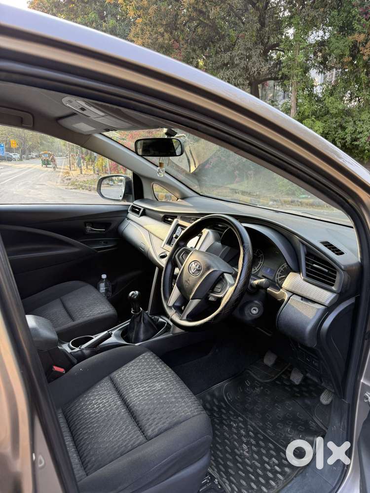 Toyota Innova Crysta